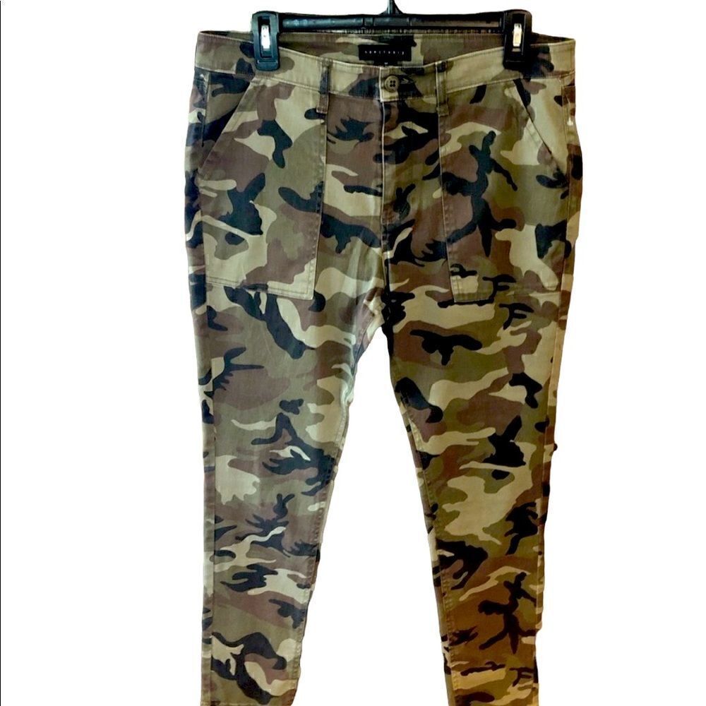 Sanctuary Sz 30 Army Green Camo Cargo Straight Leg Pocket Military Vibe Pants